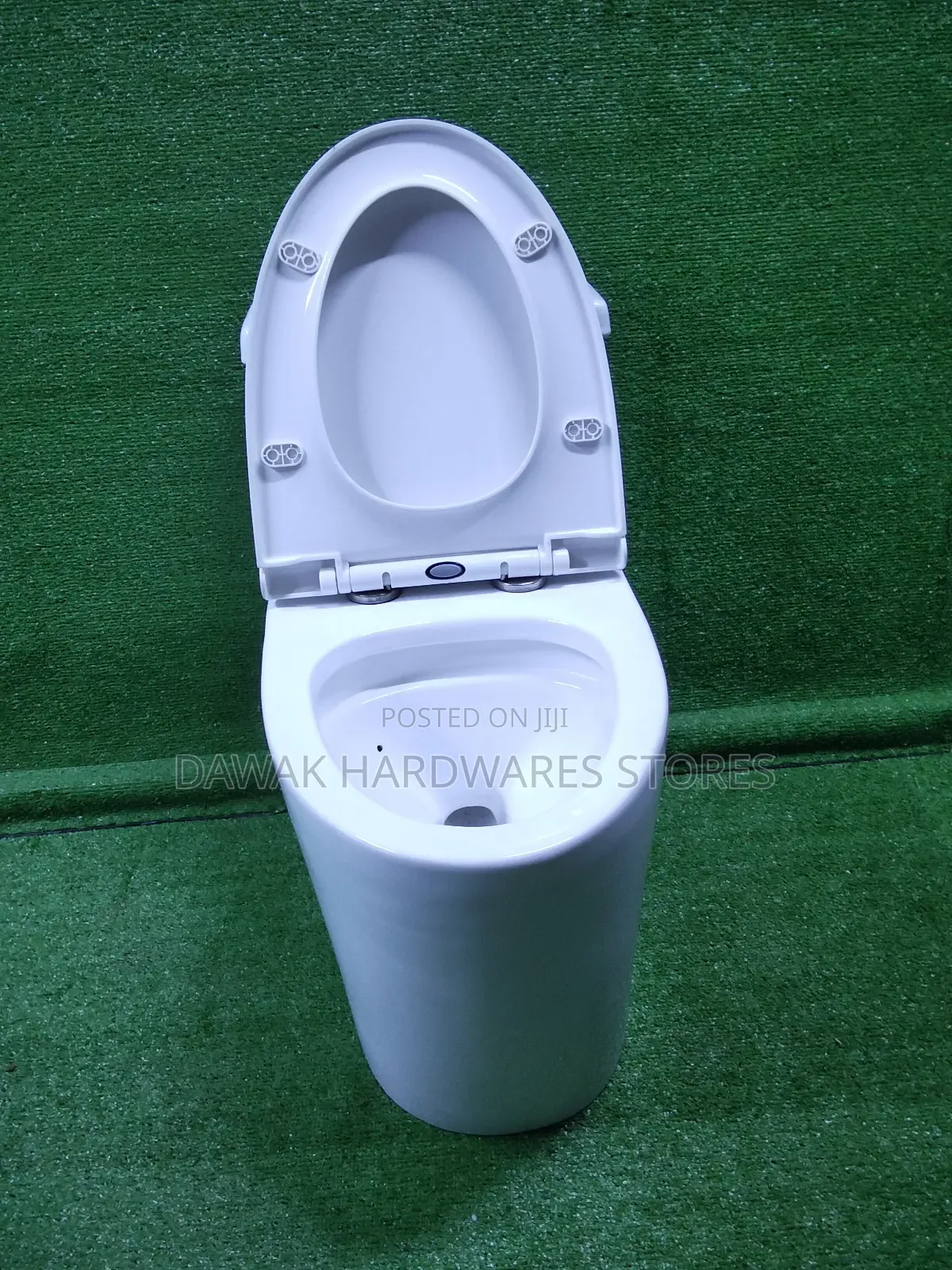 Modern White Ceramic Close Coupled Toilet