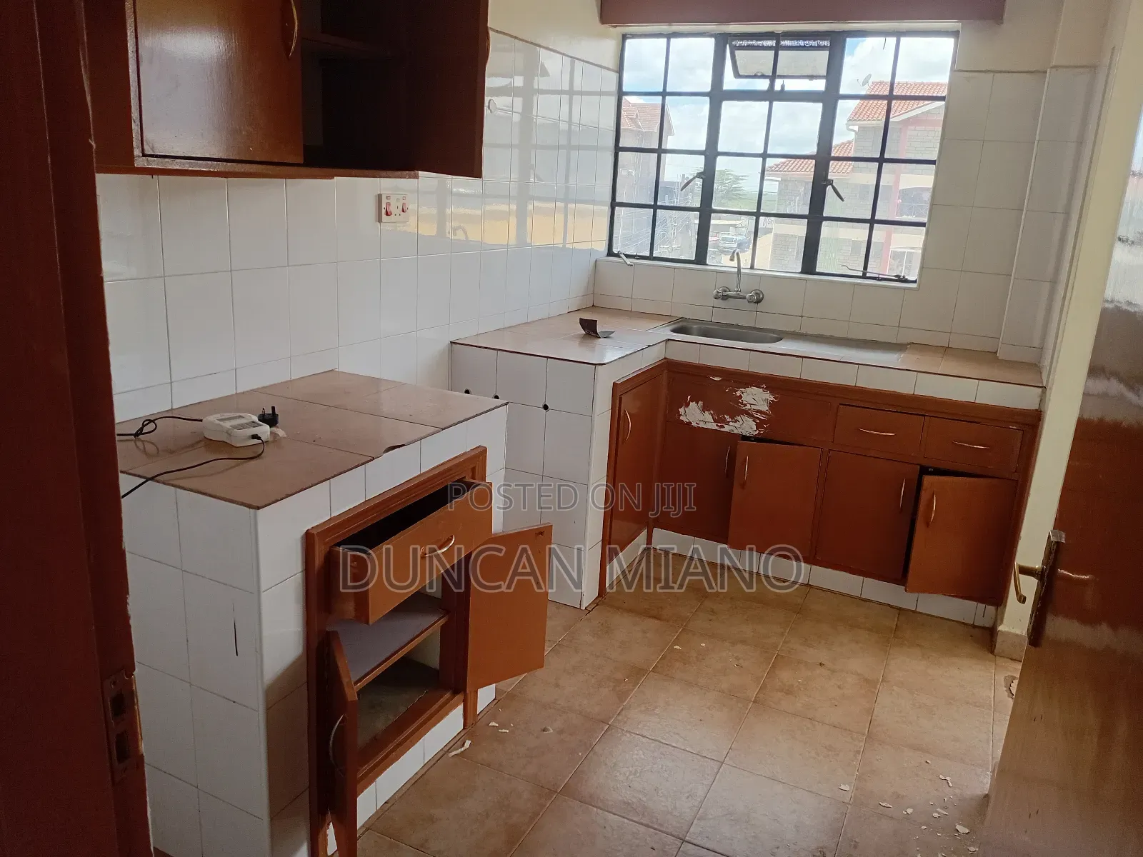 2bdrm Apartment in Olesereni Hotel , Nairobi Central for rent