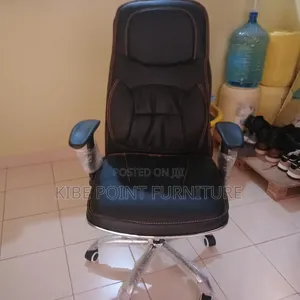 Classic Leather Black Chair