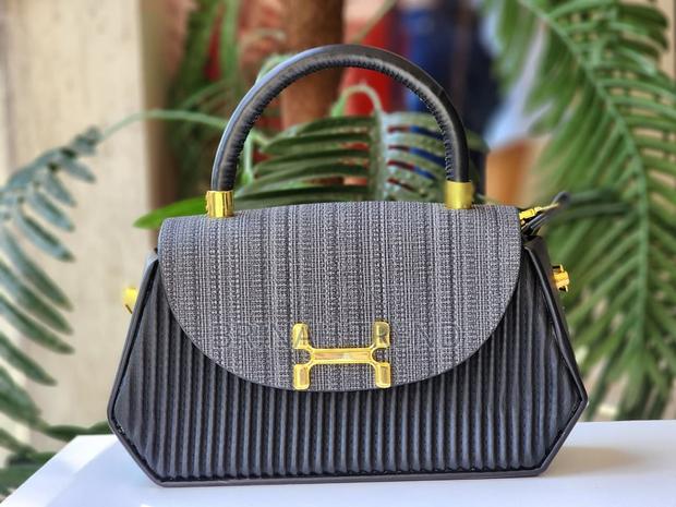 Ladies Bags. - thumbnail 2