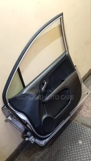 Front Door Honda Stream Rn7