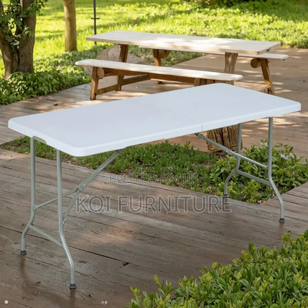 Dining Table; Indoor and Outoor Foldable Dining Table