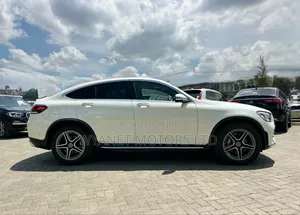 Mercedes-Benz GLC-Class 2019 White