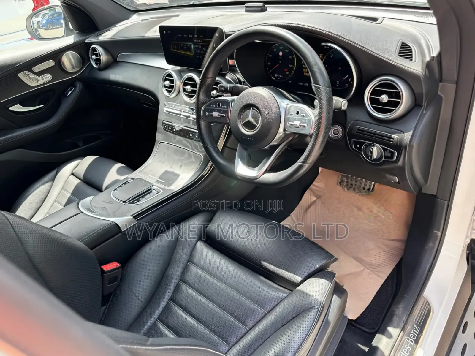 Mercedes-Benz GLC-Class 2019 White