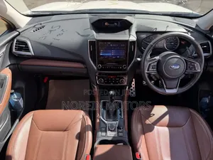 Subaru Forester 2019 White