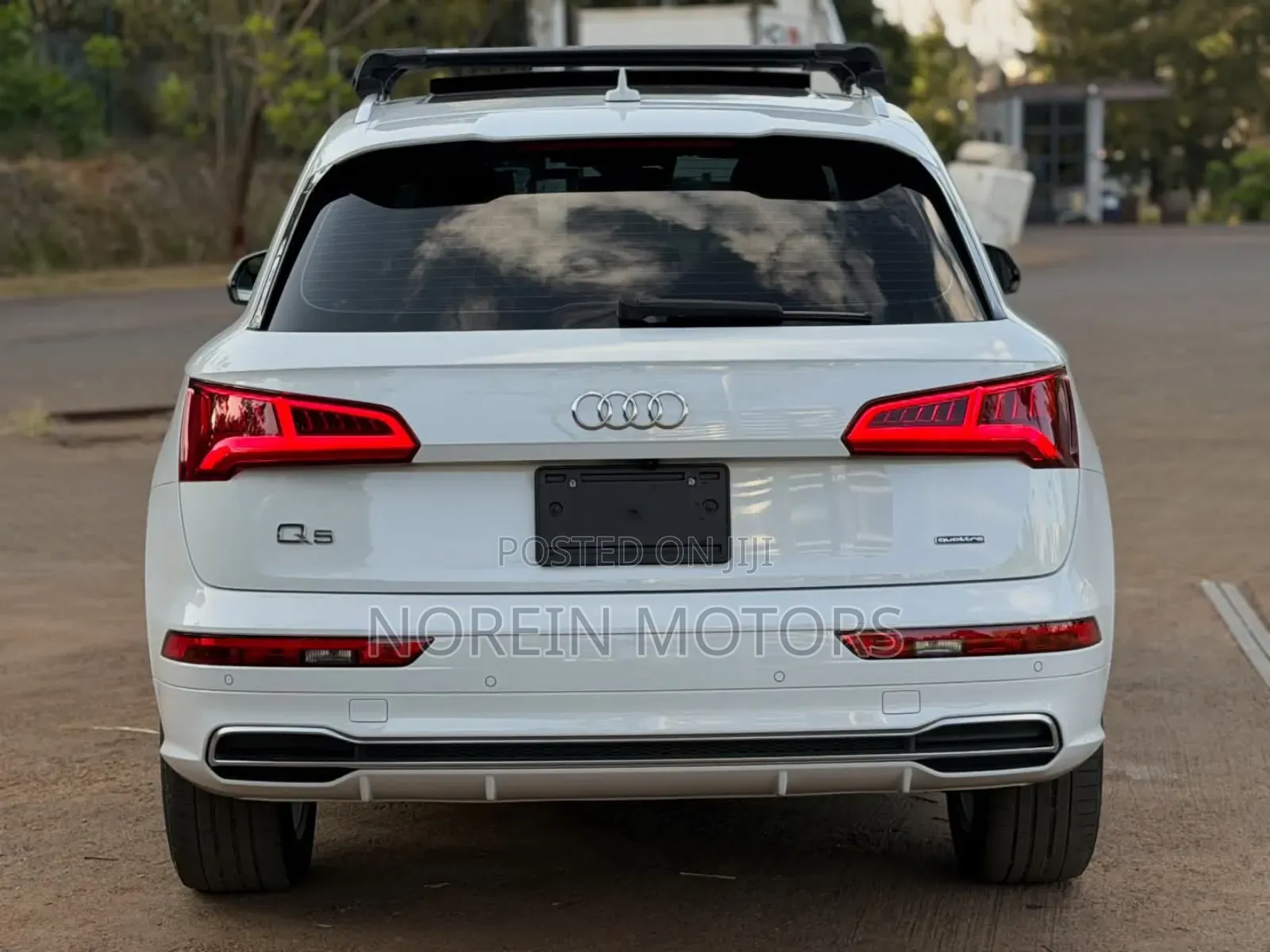 Audi Q5 45 Premium AWD quattro 2020 Off white