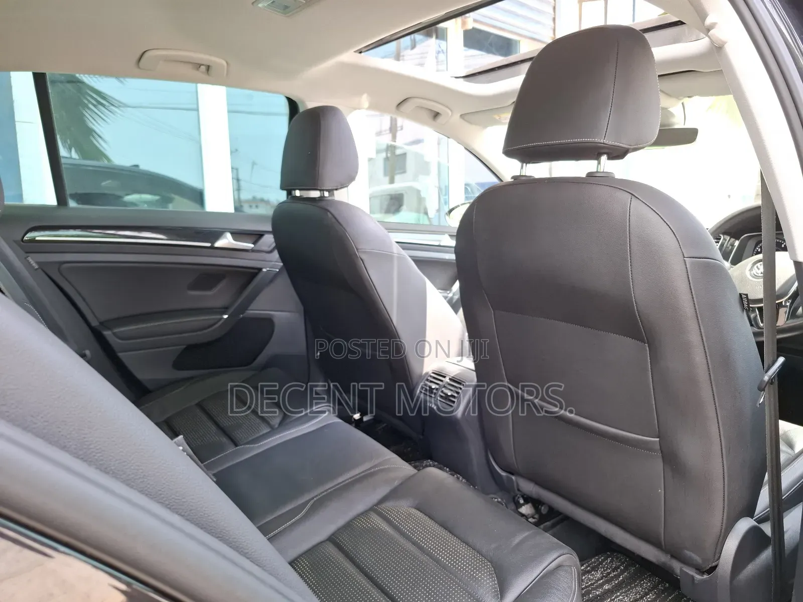 Volkswagen Golf 1.4T TSI FWD 2020 Black