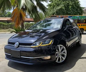 Volkswagen Golf 1.4T TSI FWD 2020 Black