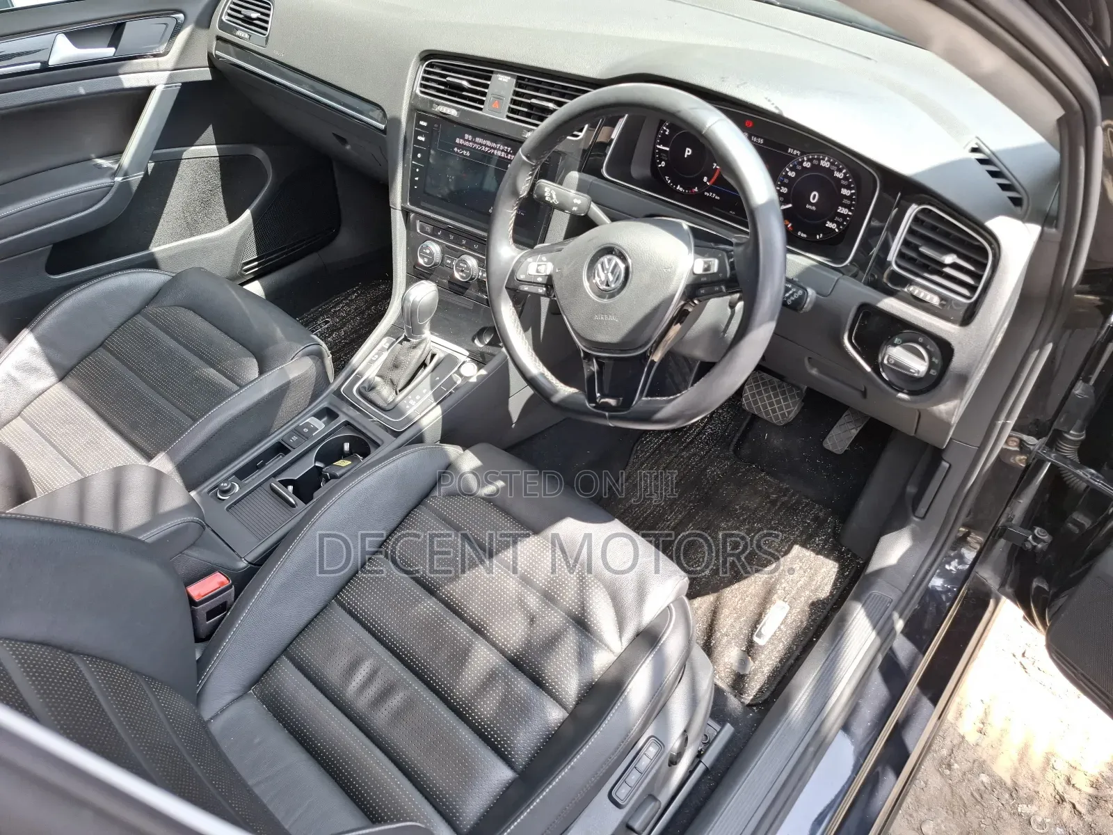 Volkswagen Golf 1.4T TSI FWD 2020 Black