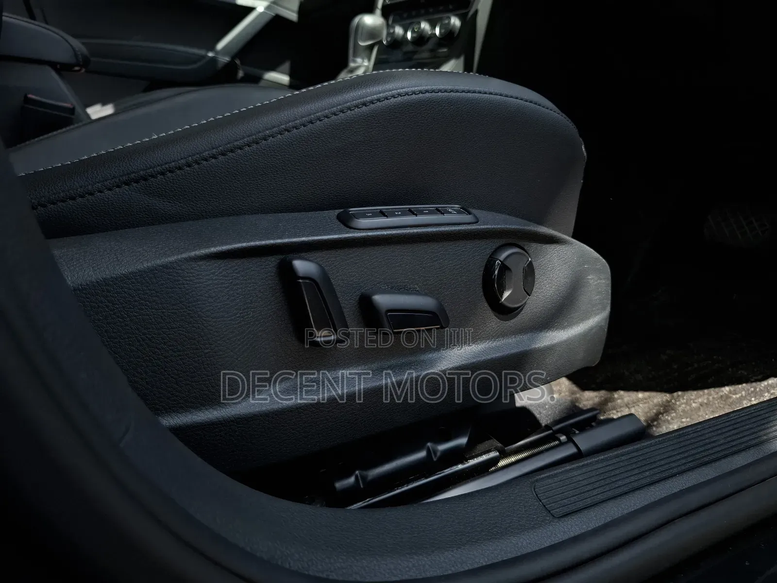 Volkswagen Golf 1.4T TSI FWD 2020 Black