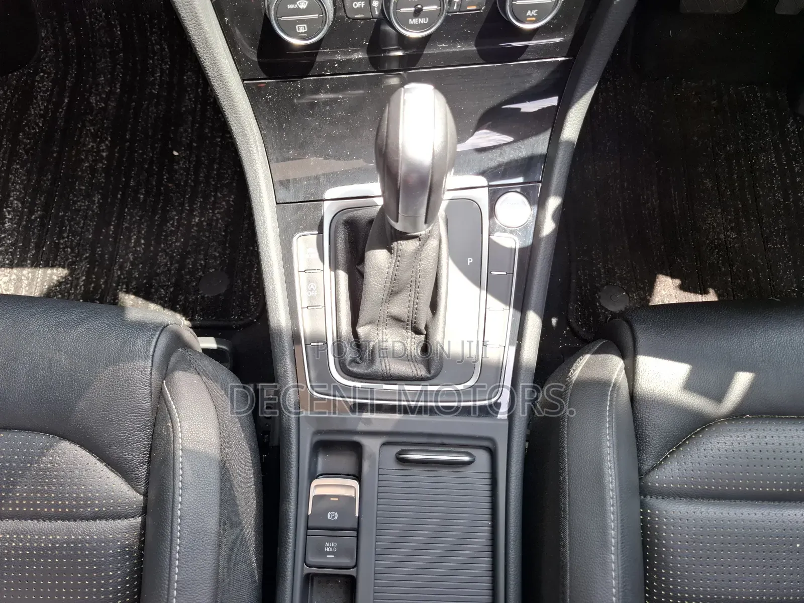Volkswagen Golf 1.4T TSI FWD 2020 Black