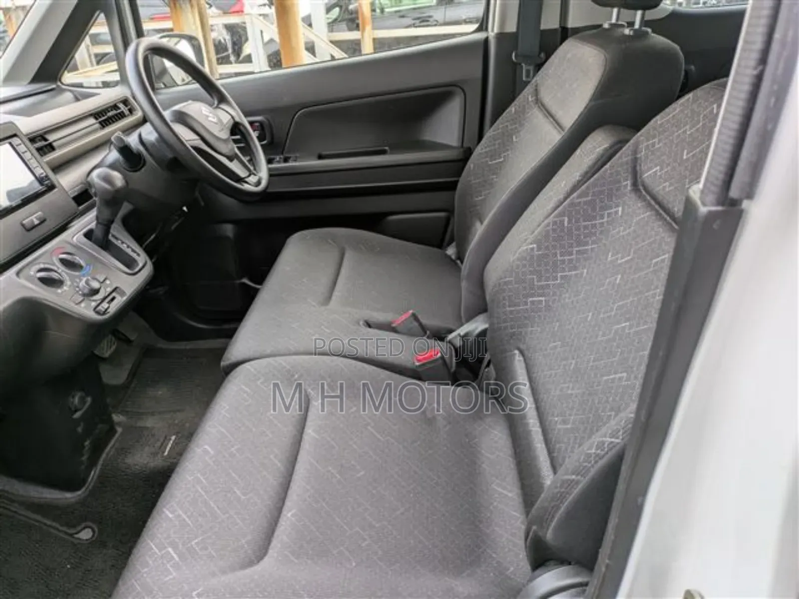 Suzuki Wagon R 2021 White