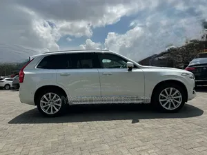 Volvo XC90 2018 White