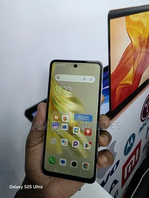 Tecno Spark 20 Pro 256 GB Silver