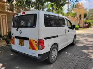 Nissan NV200 2017 White