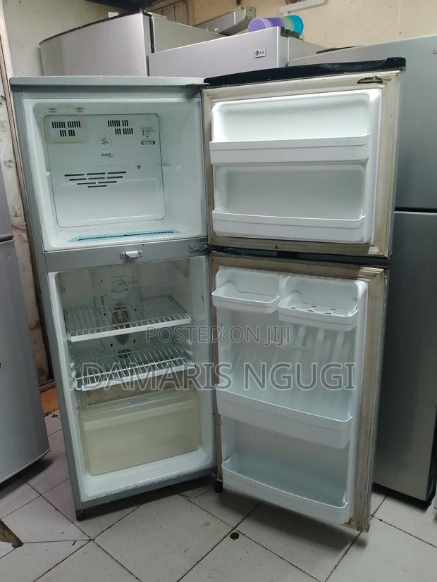 Double Door Fridge (Lg) - thumbnail 2