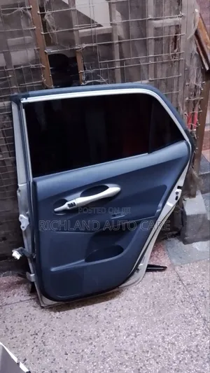 Rear Door Toyota Auris Nze151