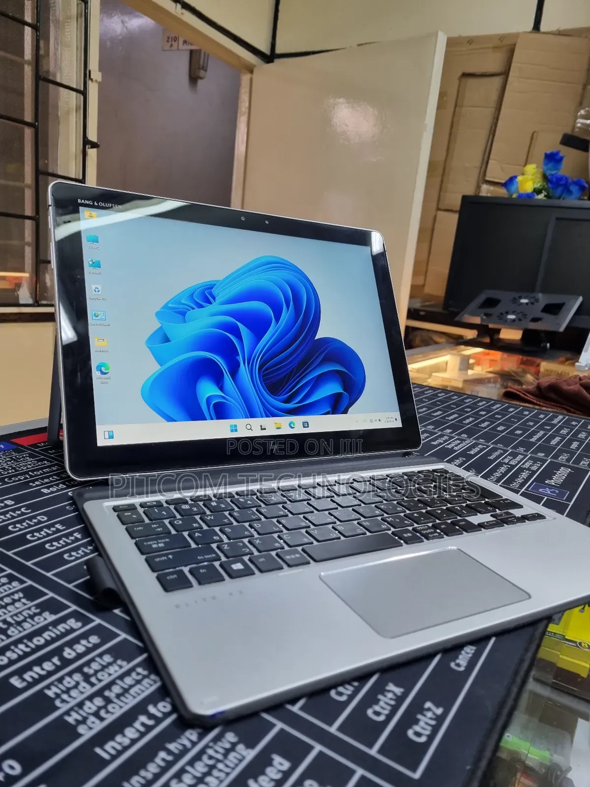 Laptop HP Elite X2 1012 G2 8GB Intel Core i5 SSD 256GB