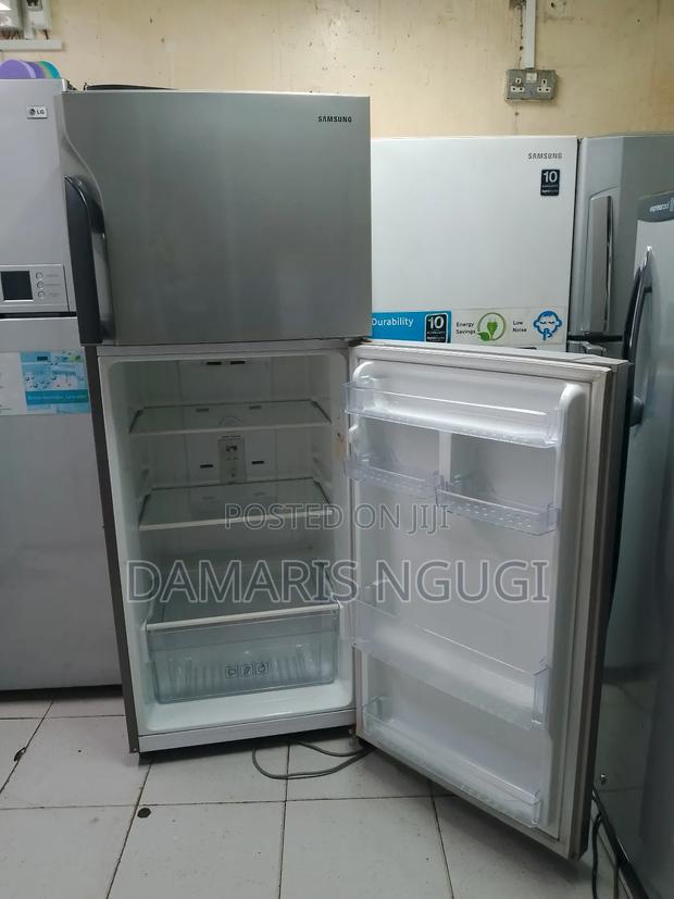 Good Looking Samsung Fridge - thumbnail 2