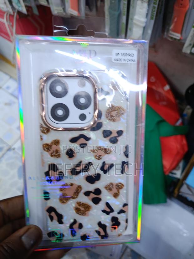 Hellsy Cheetah Print iPhone 15 Pro Glitter Glossy Case - Multicolor - main view
