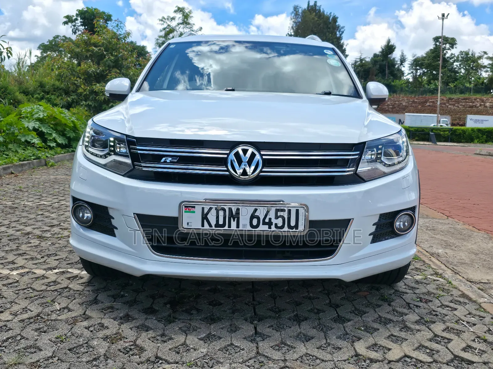 Volkswagen Tiguan 2016 White