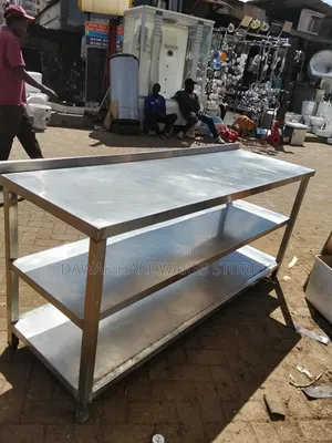 Commercial Table