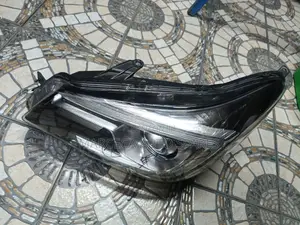 Headlight Subaru SJG 2017(Engraved 8v)