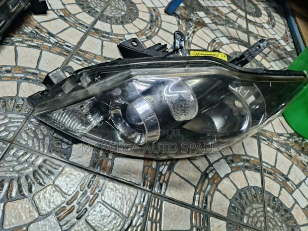 Headlight Toyota Auris 2011 Model Xenon - thumbnail 2