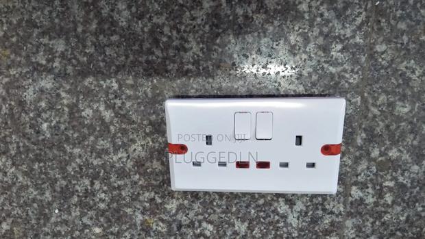 2-Gang Switched Double Plug Socket. - main view