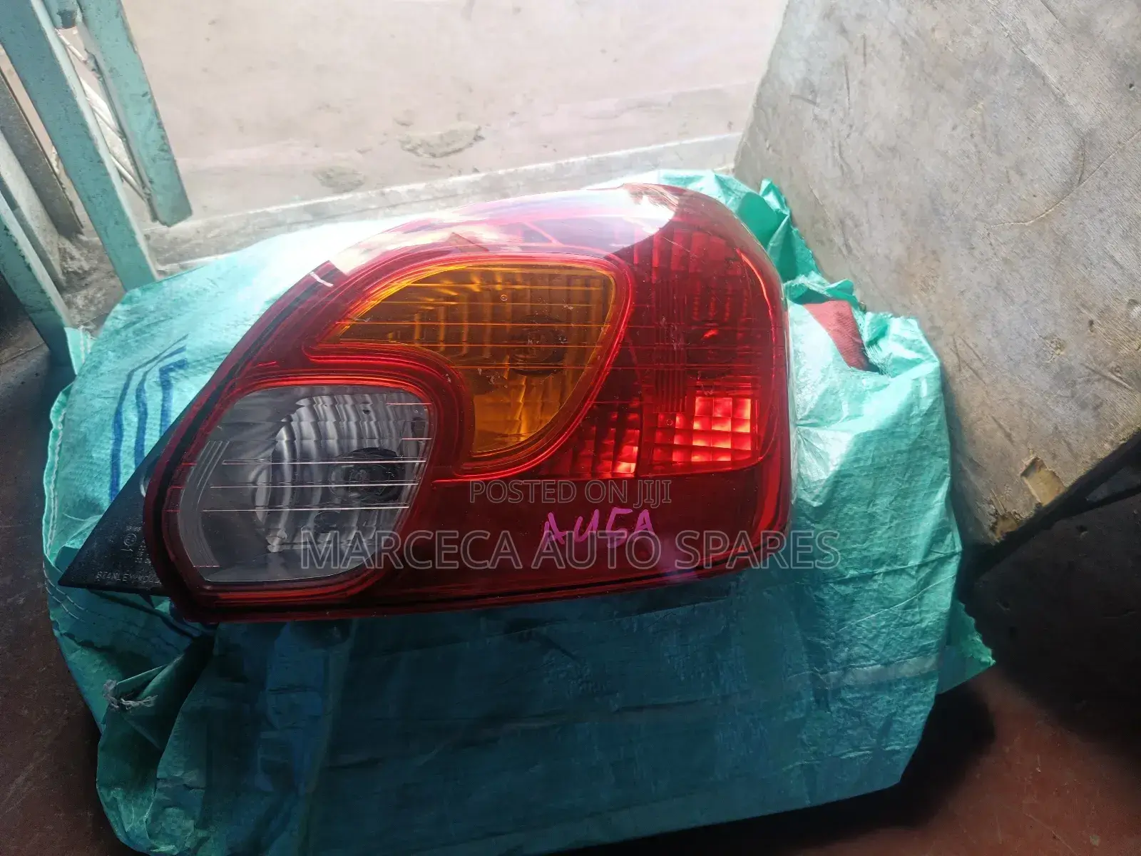 Tailight Mistrubishi Mirage 2011
