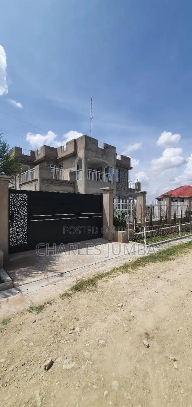 5bdrm Maisonette in Enkacity, Kitengela for rent