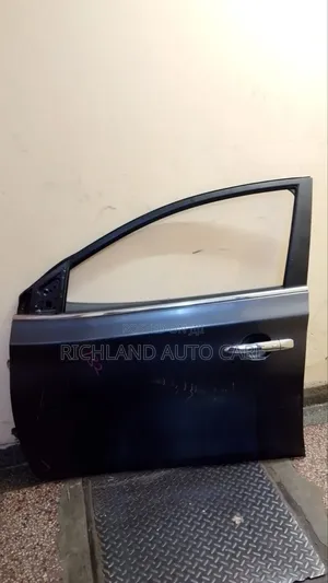 Front Door Nissan Sylphy Tb17