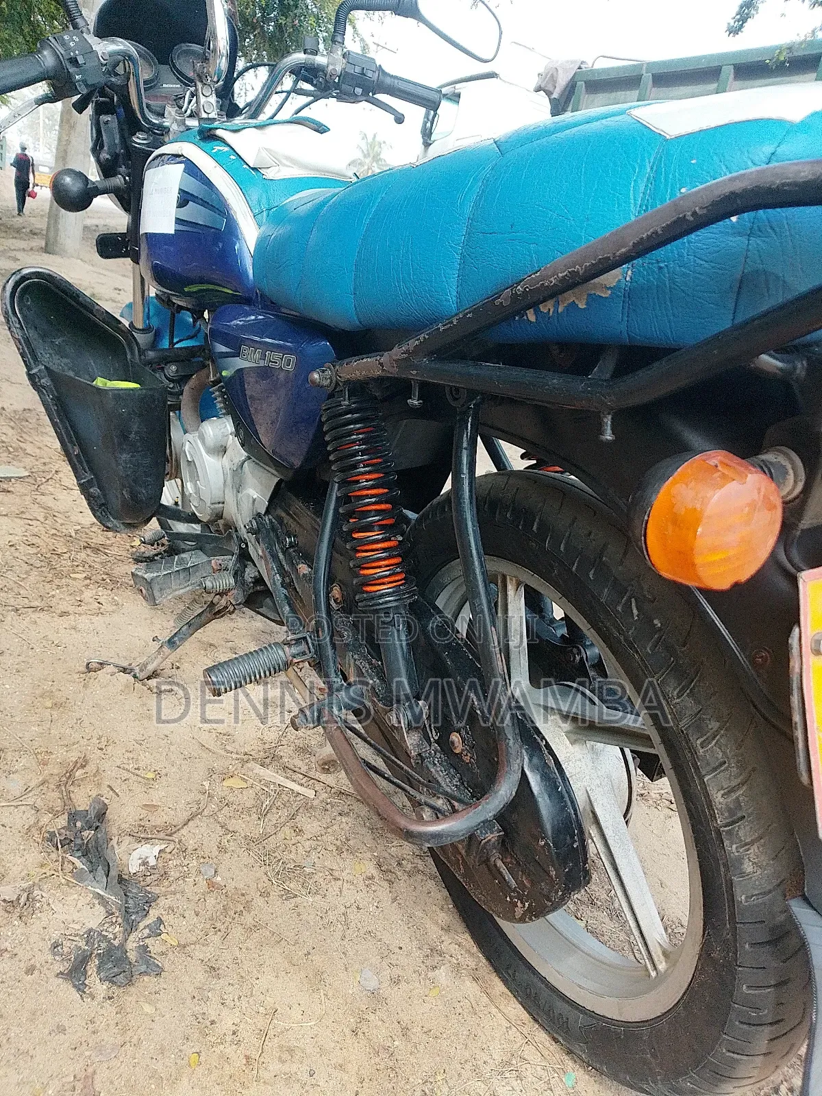 Bajaj Boxer 150 UG 2026 Blue