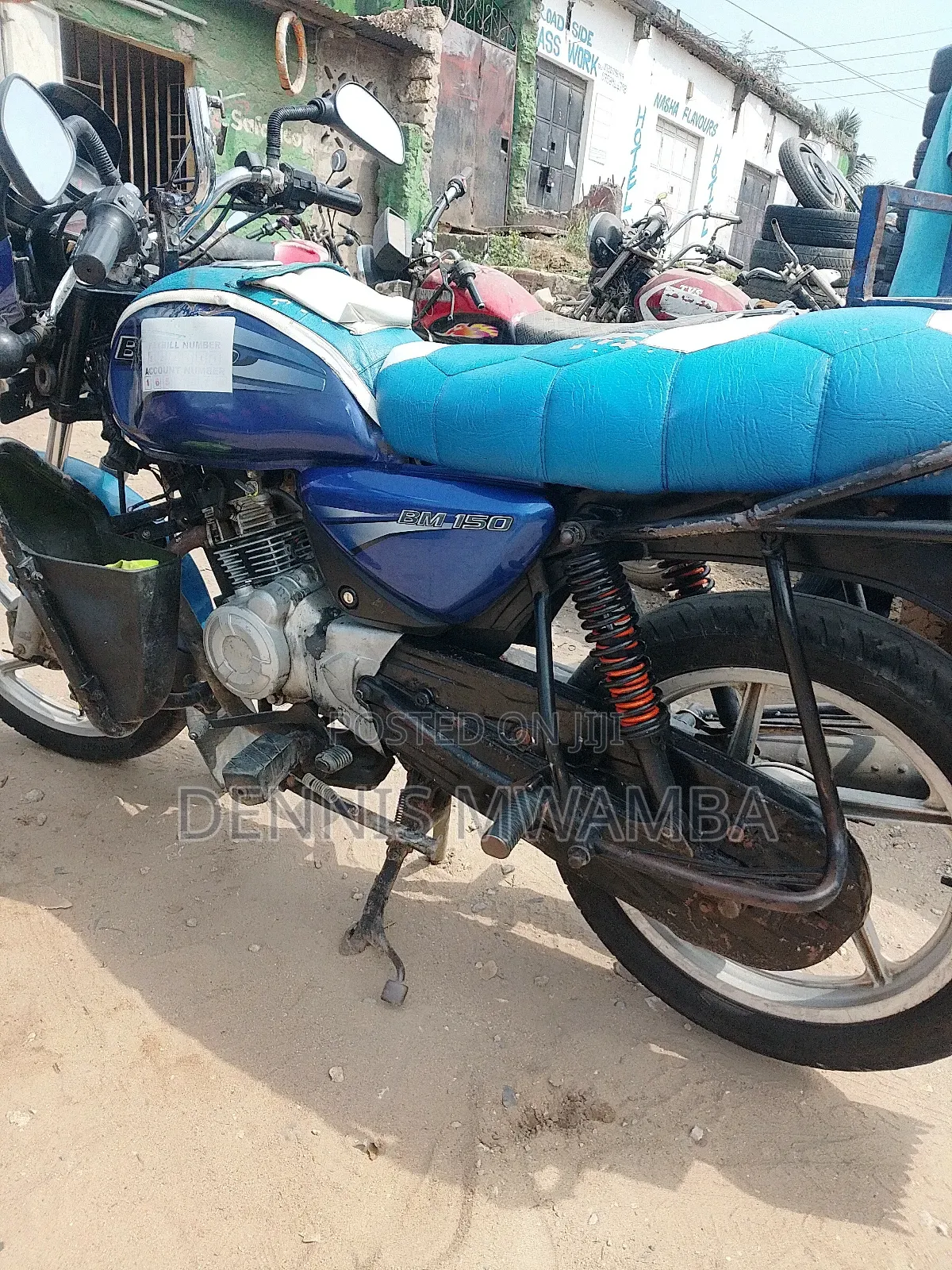 Bajaj Boxer 150 UG 2026 Blue