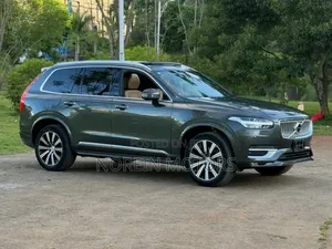Volvo XC90 2020 Green