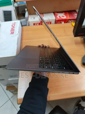 Laptop Apple MacBook Pro 2018 16GB Intel Core i5 SSD 256GB