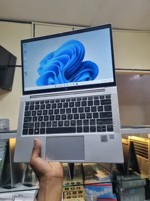 Laptop HP EliteBook 830 G7 16GB Intel Core i7 SSD 256GB