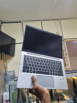 Laptop HP EliteBook 830 G7 16GB Intel Core i7 SSD 256GB