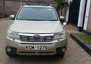 Subaru Forester 2010 Gold