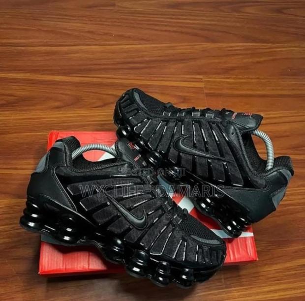 Design Fashion Shoes