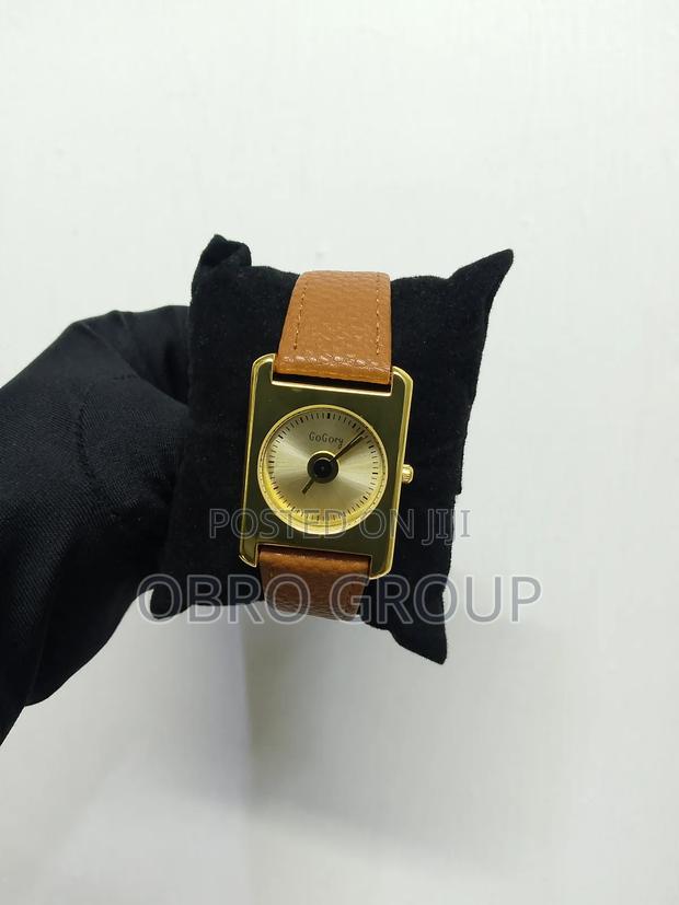 Classic Watch - thumbnail 2