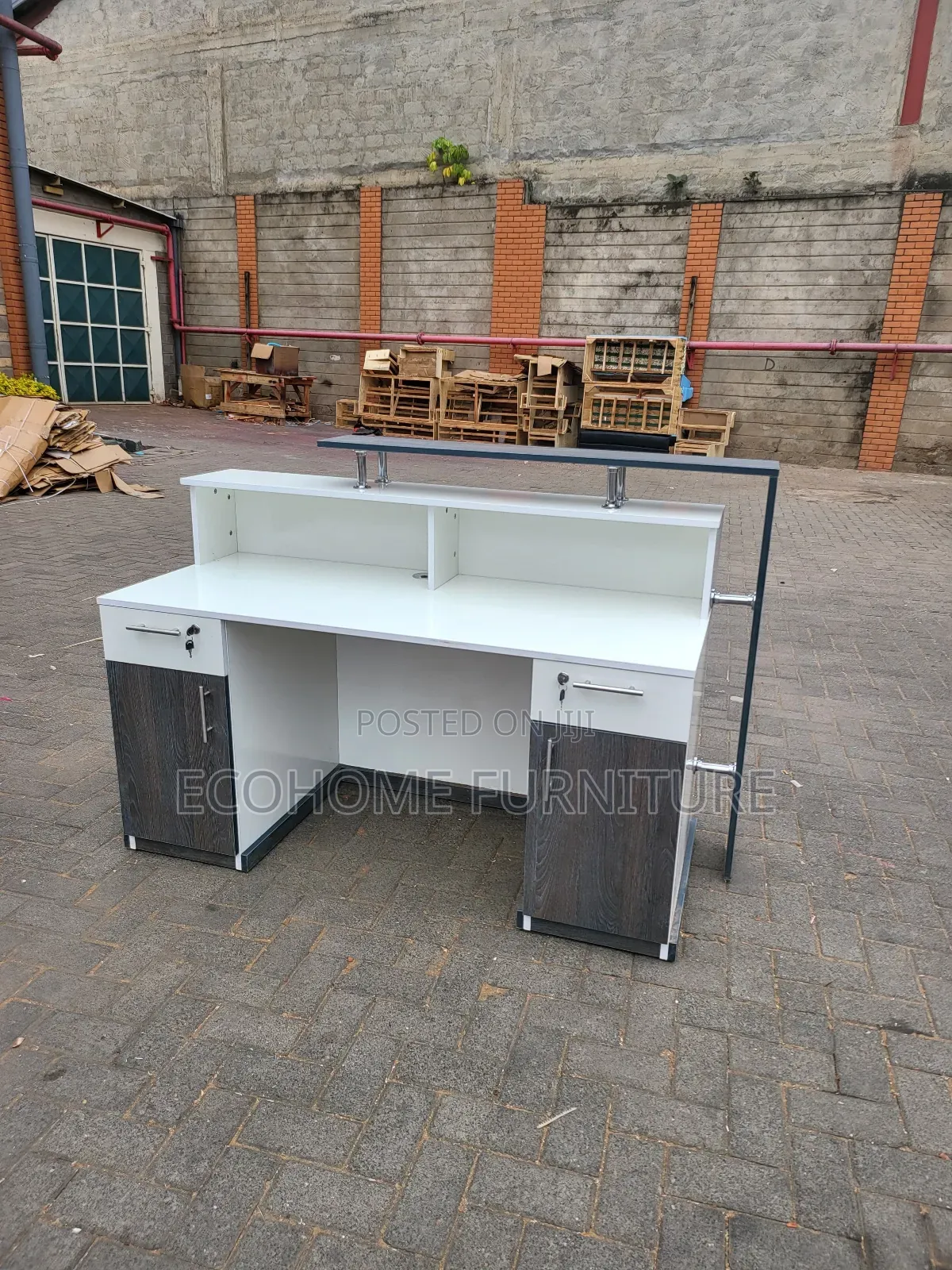 1.4m Reception Desk White Gray