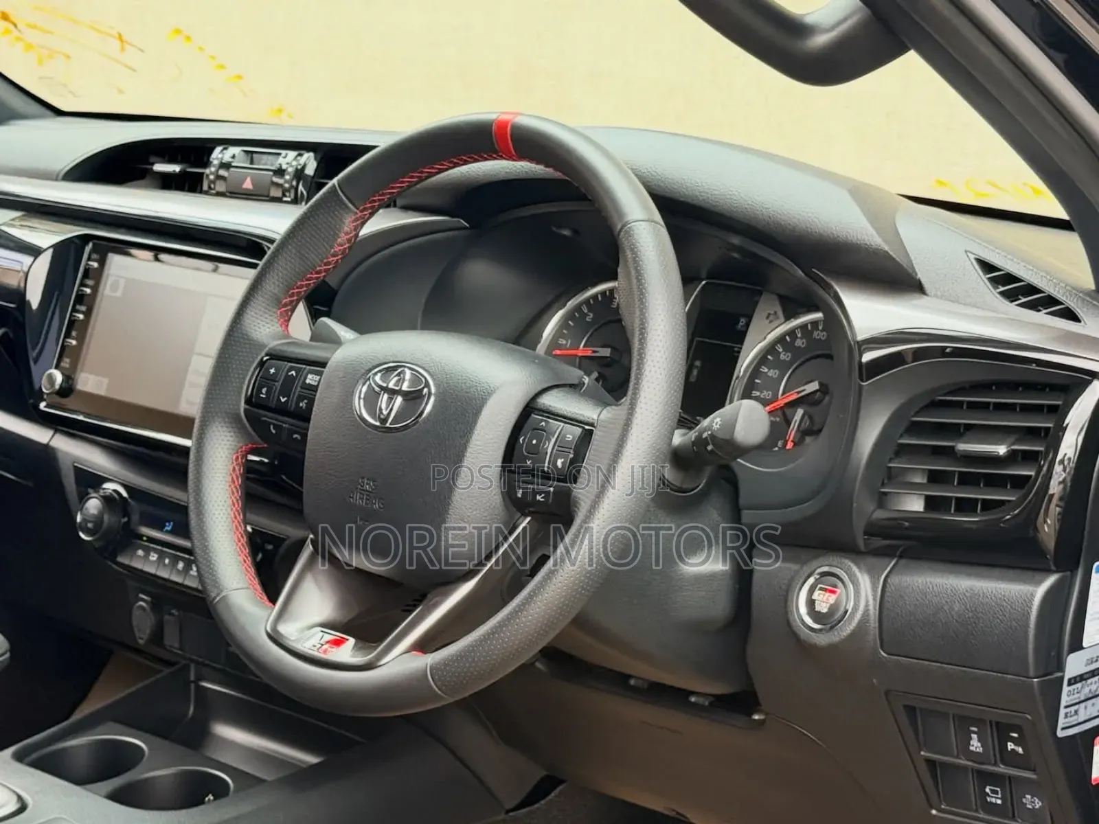 Toyota Hilux 2022 Matt Black