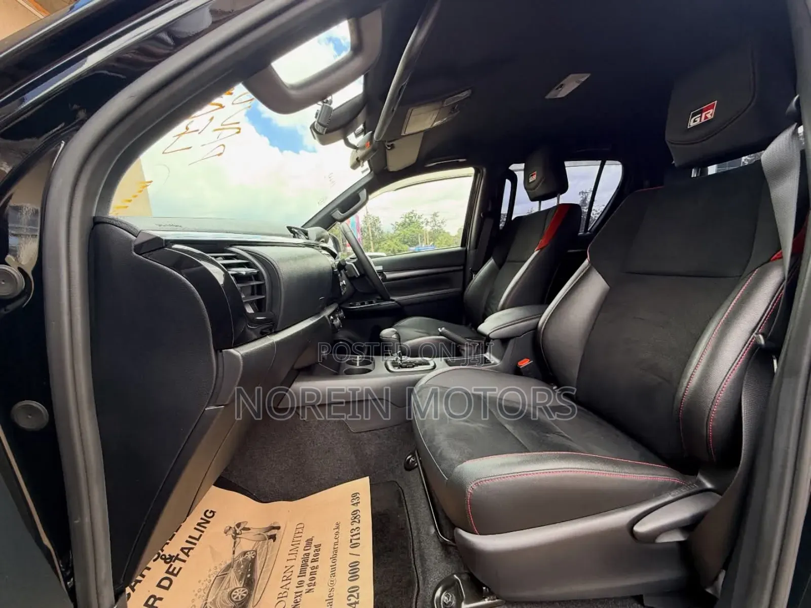 Toyota Hilux 2022 Matt Black
