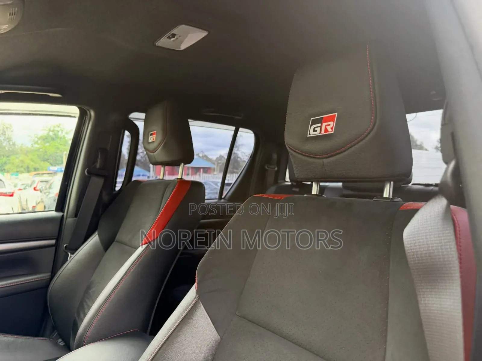 Toyota Hilux 2022 Matt Black