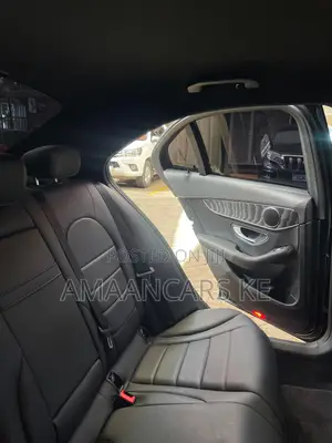 Mercedes-Benz C200 2016 Black