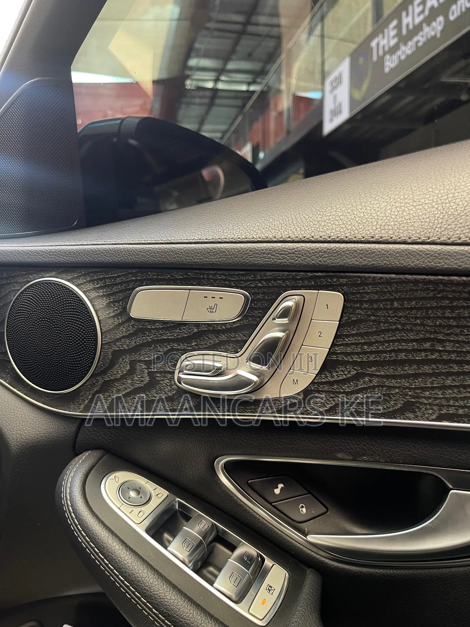 Mercedes-Benz C200 2016 Black