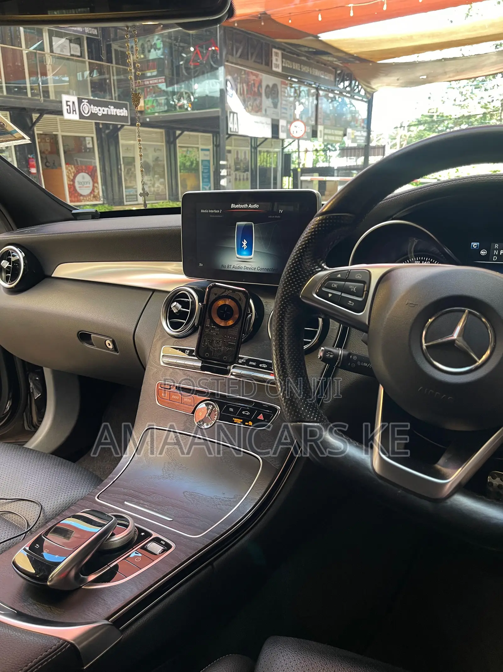 Mercedes-Benz C200 2016 Black