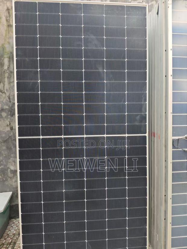 550w Cracked Solar Panels (32pcs/Set) | Bulk Supply - main view