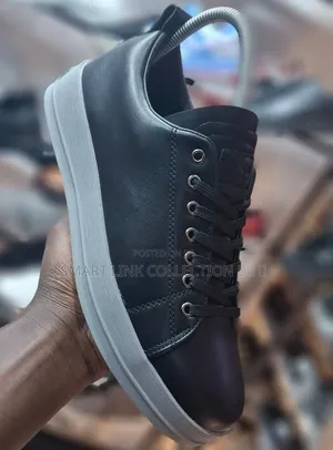 Right Man Casual